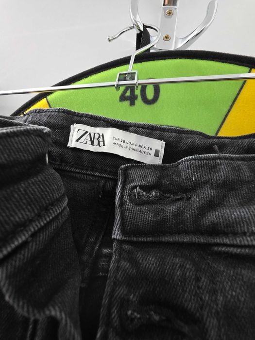 Blugi evazați Zara 38 negru -gri