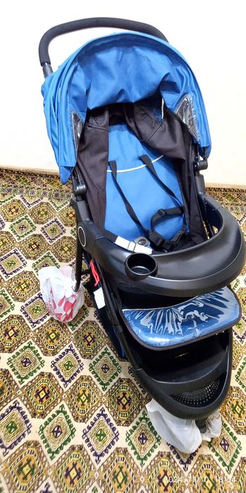 Коляска детская прогулочная Urbini