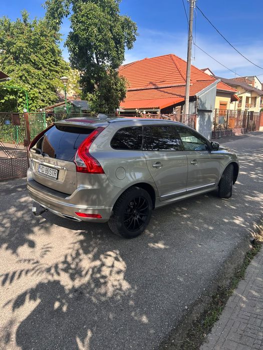 VOLVO XC60 2015 — imagine 5