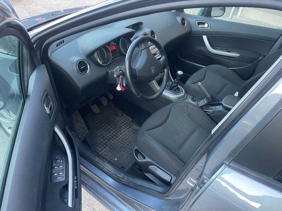 Peugeot 308 SW 1.6i / Пежо 308 2010 година комби на части