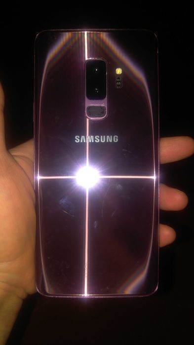 Телефон Samsung Galaxie S 9 +