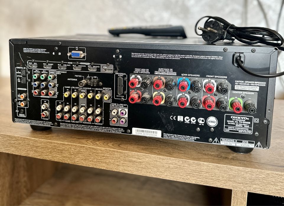 AV ресийвър Onkyo TX-SR608