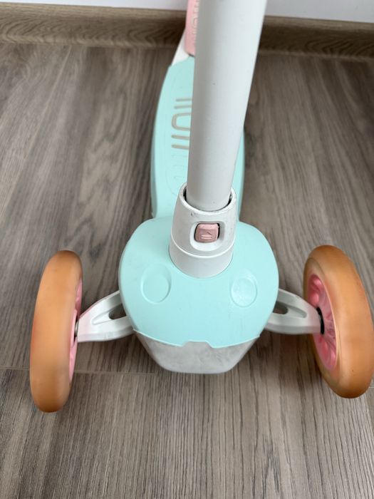 Trotineta cu lumini  Decathlon pt copii