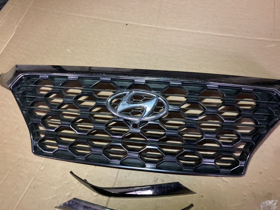 Grila Hyundai Santa Fe 4 2019 , 2020 grila radiator bara fata