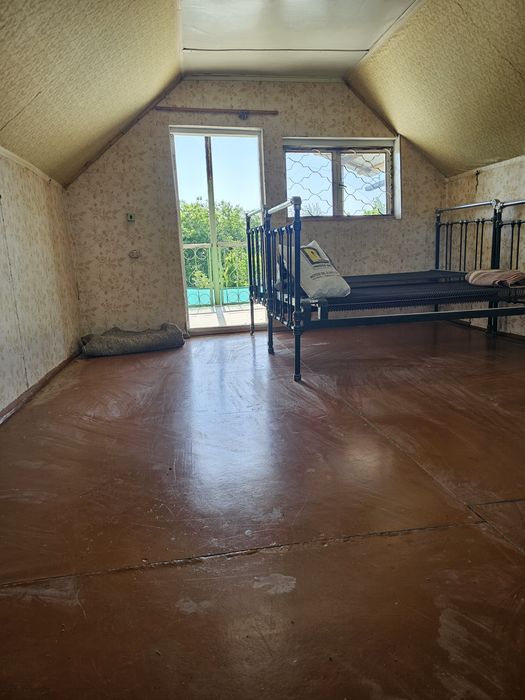 Уютная дача с бассейном и плодовыми деревьями, Новбахор