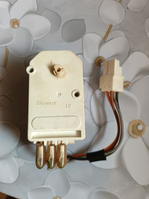 Продам реле холодильника