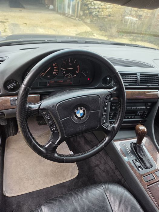 BMW e38 725 tds 97г.