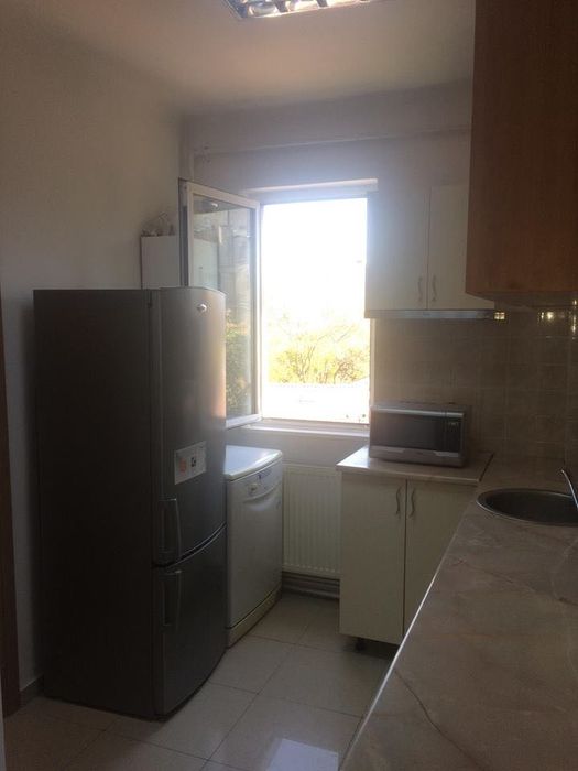 Vand apartament 147 mp (tot nivelul) la mansarda -  Eminescu nr.23 / Piață Romana