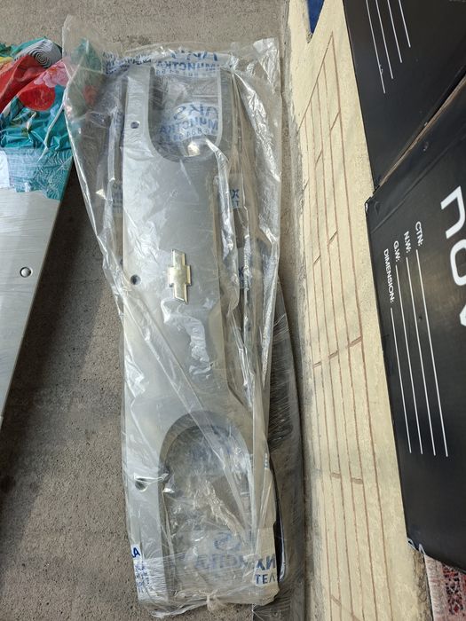 Damas fara Rodnoy mashinadan yechilgan