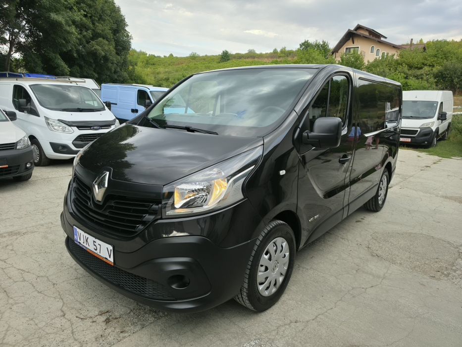 RENAULT Trafic