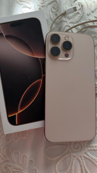 Продам iPhone 16 Pro Max