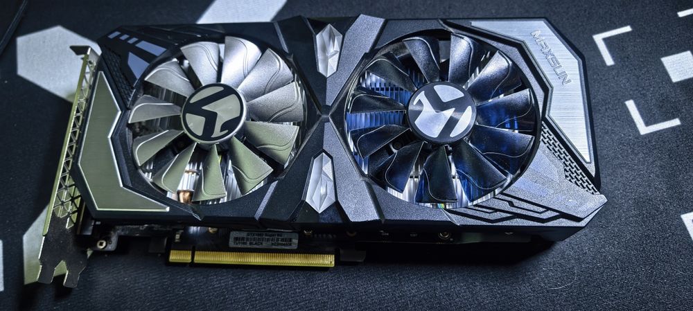 Продам видеокарту МОЩНУЮ