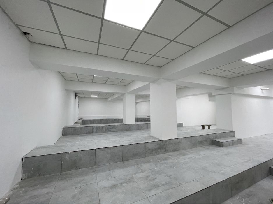 Продается нежилое помещение вдоль дороги 600м2 - Яккасарай | Mona