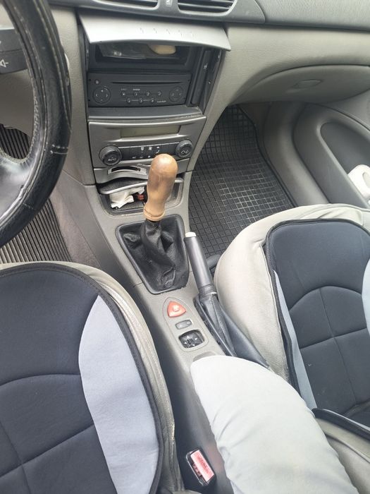 Vând Renault laguna 1  an 2001