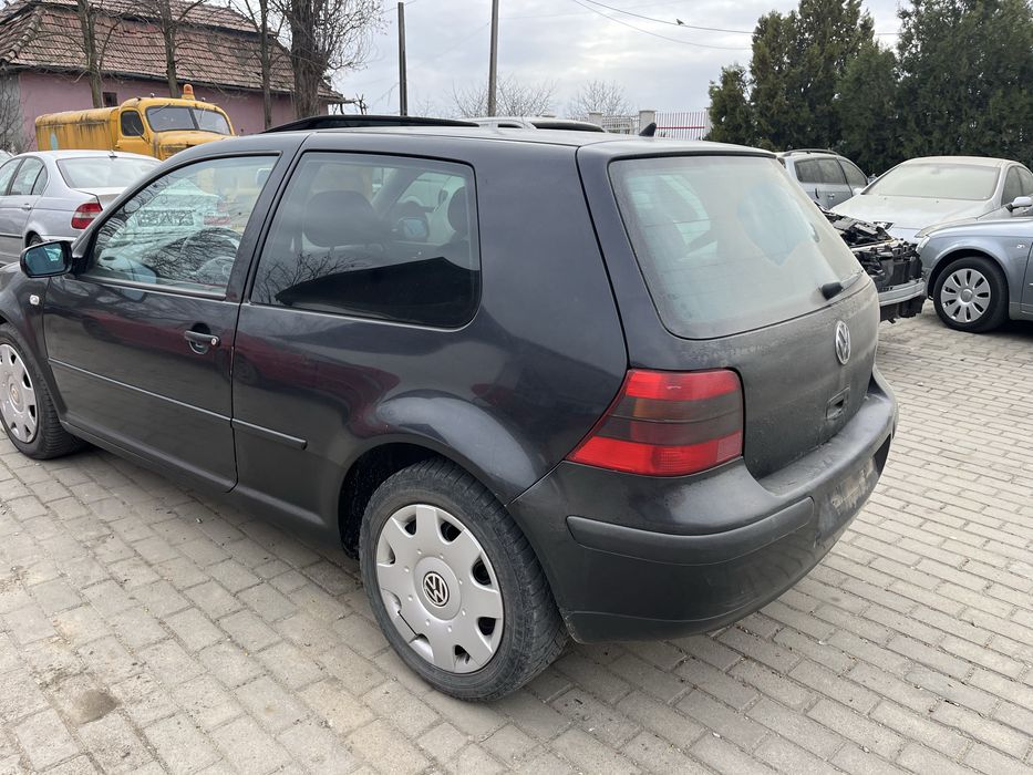 Piese golf 4 1,6 i azd