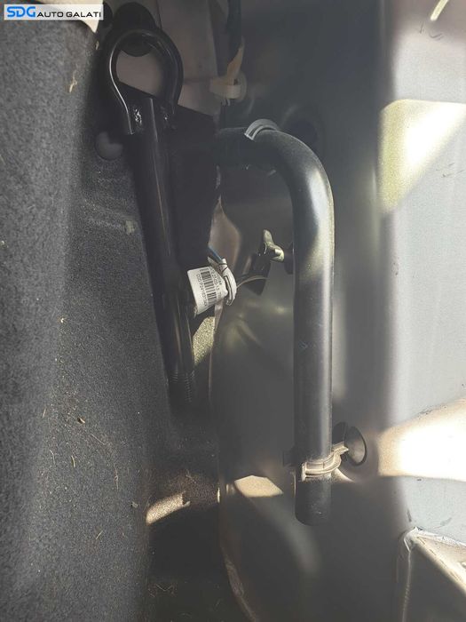 Cui Carlig Infiletant cu Cheie Coarba Roti Dacia Logan 2 2012 - 2016 [C4584]