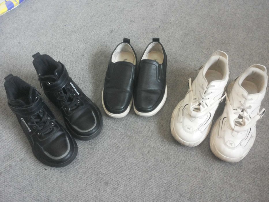 Детские подростковые кроссовки, ботинки. Размер 40