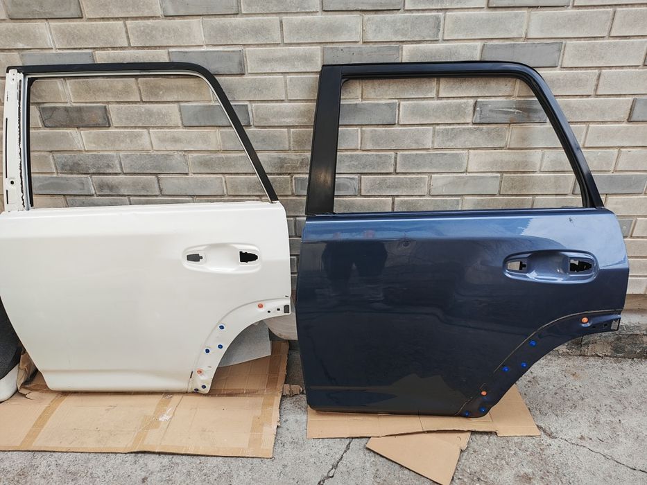 Двери Toyota 4Runner 280-285