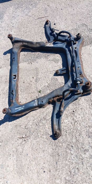 Преден мост Nissan Qashqai 2.0i 2012г.