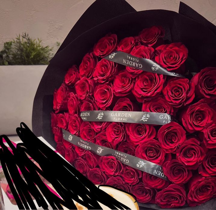 цветы 51 роза красная