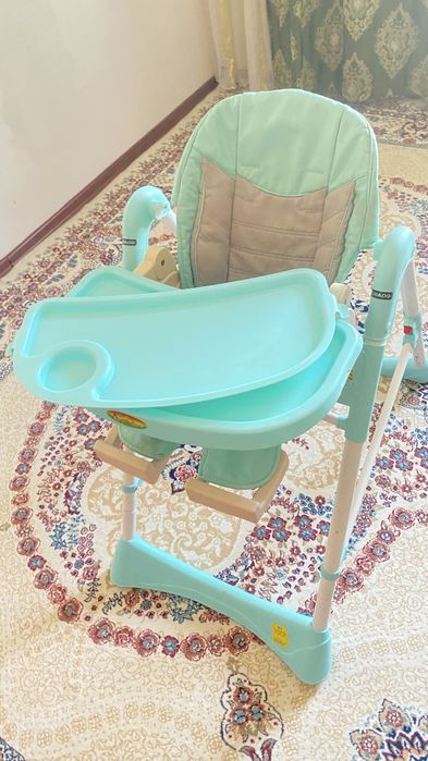 Детский кормящий стол