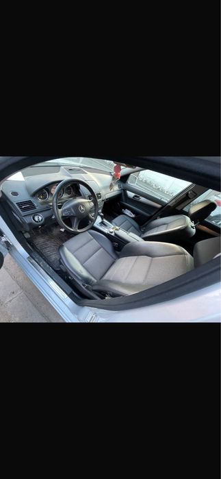 URGENT‼️Mercedes-Benz C-Class 220 cdi Break AMG Look – Întreținută, Elegantă și Spațioasă