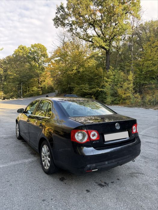 VOLKSWAGEN Jetta 2007 — imagine 3