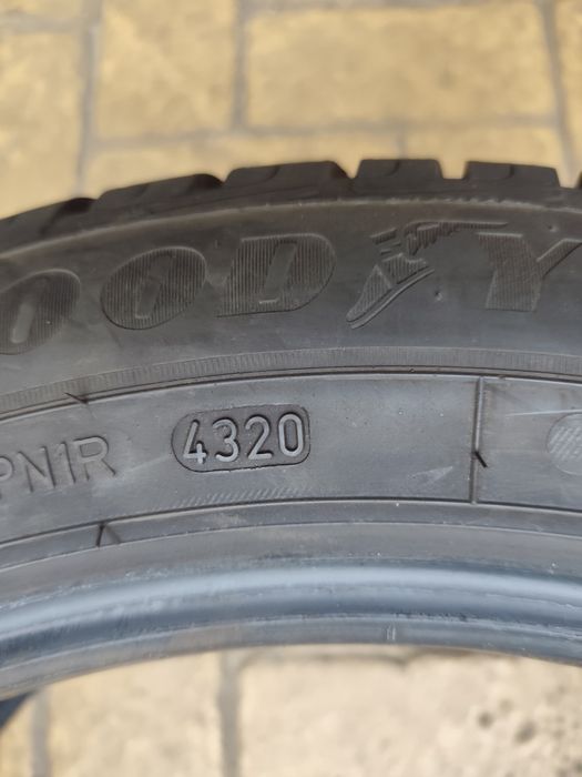 Зимни гуми Good year 215/55/17 Ultra grip performance+2155517