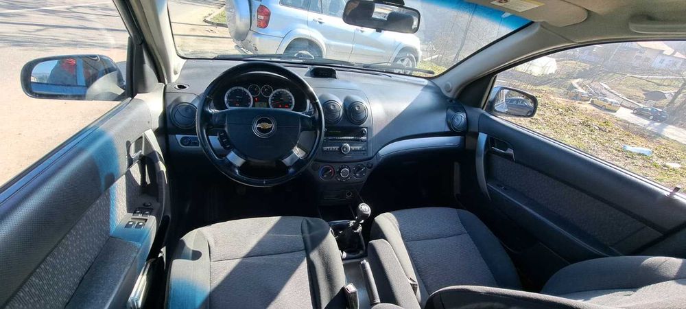 vanzare chevrolet aveo