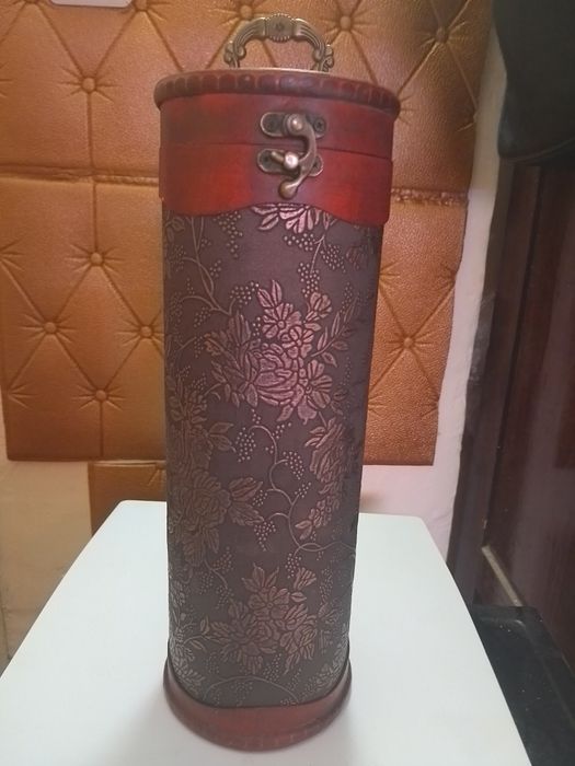 Сувенир-кутия за вино