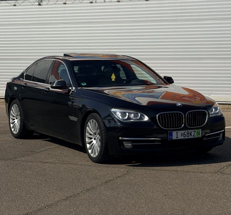Bmw 730 d / distributie Noua/ SoftCloss/ HeadUp/camera/
