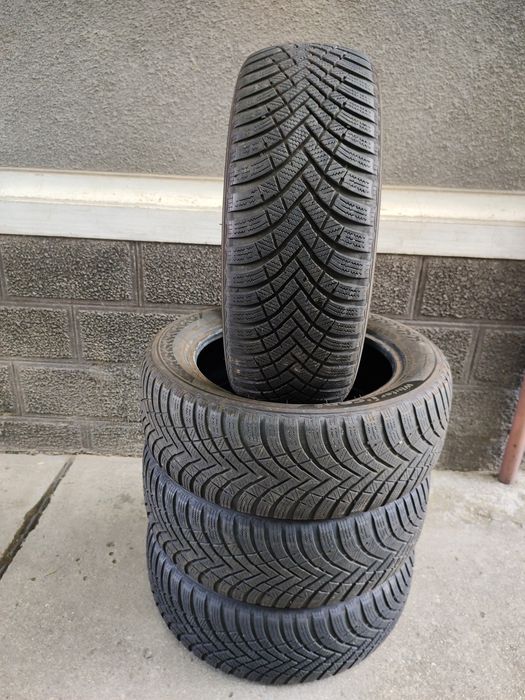 Vând Set Cauciucuri 205/55/16 M+S Hankook DOT 2022 Import Germania