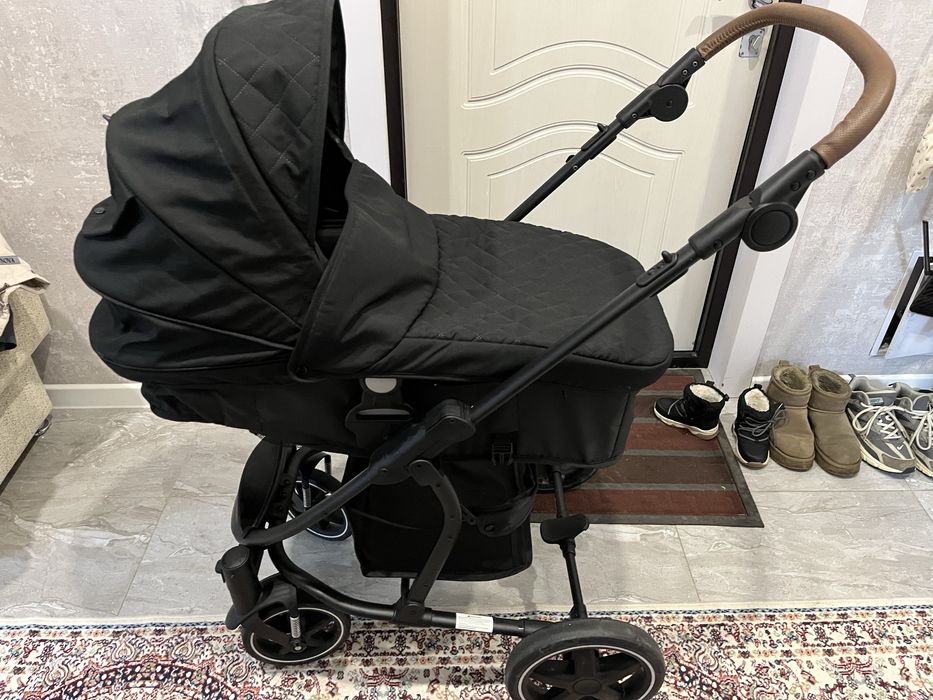 Продам коляску 2в1