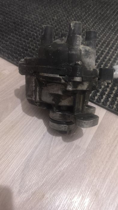 Мазда трамблёр 20000т