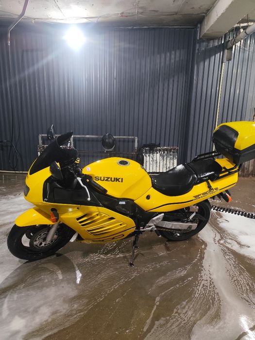 Продам мотоцикл Suzuki RF600R