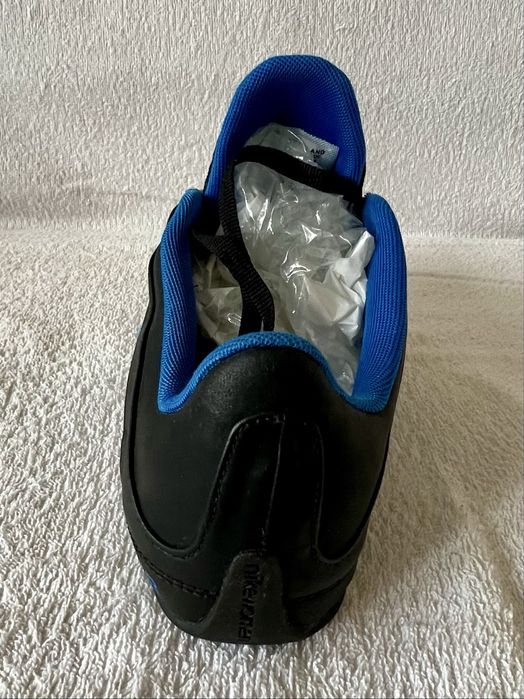 Adidasi Nike unisex 39