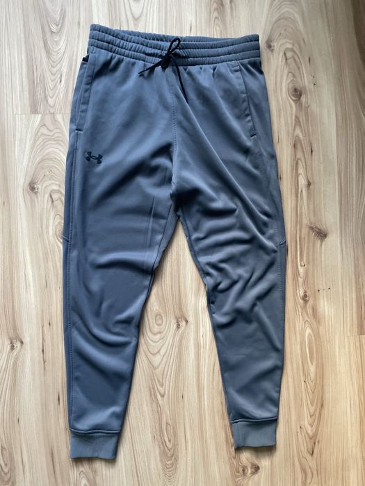 Under Armour / мъжки спортен панталон/долница L