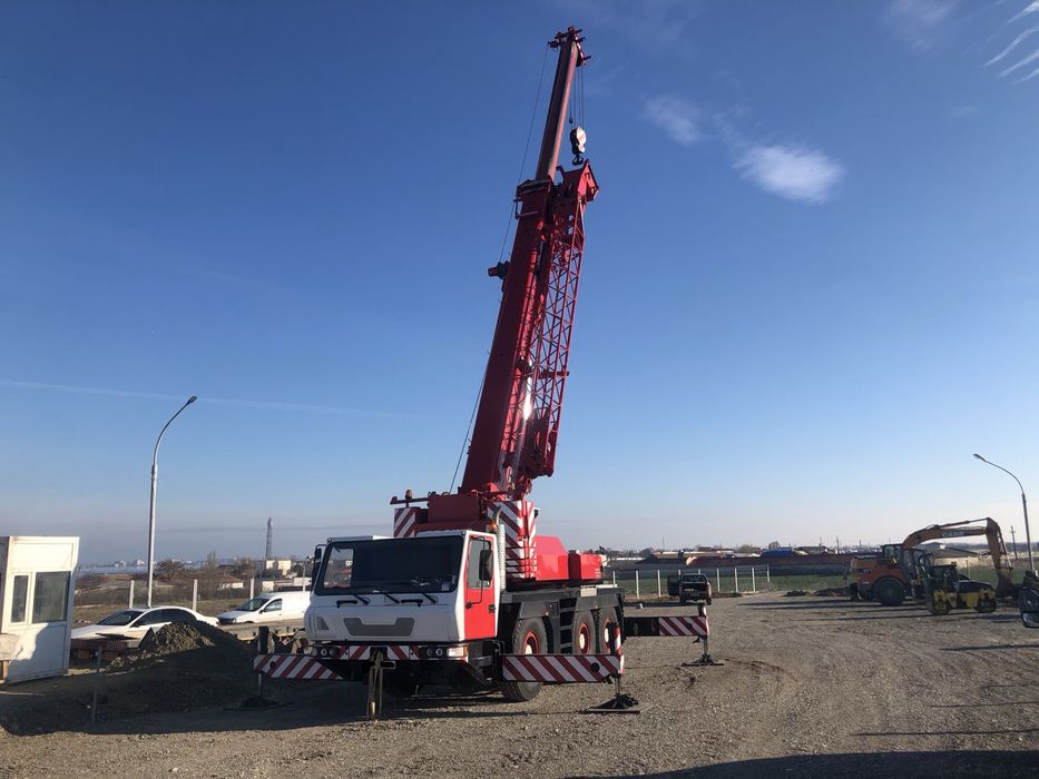 Inchiriez automacarale 30 , 55 tone si si utilaje de constructii