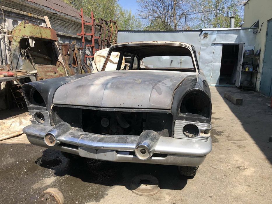 Автомобиль ГАЗ 13 Чайка