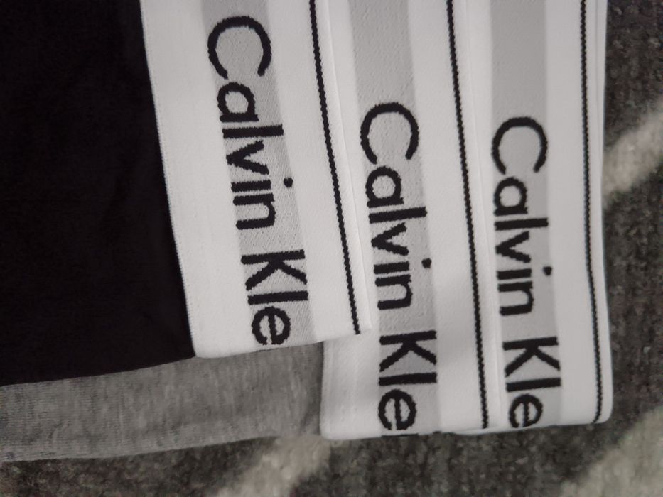 Calvin Klein боксери-бяло, сиво, черно комплект