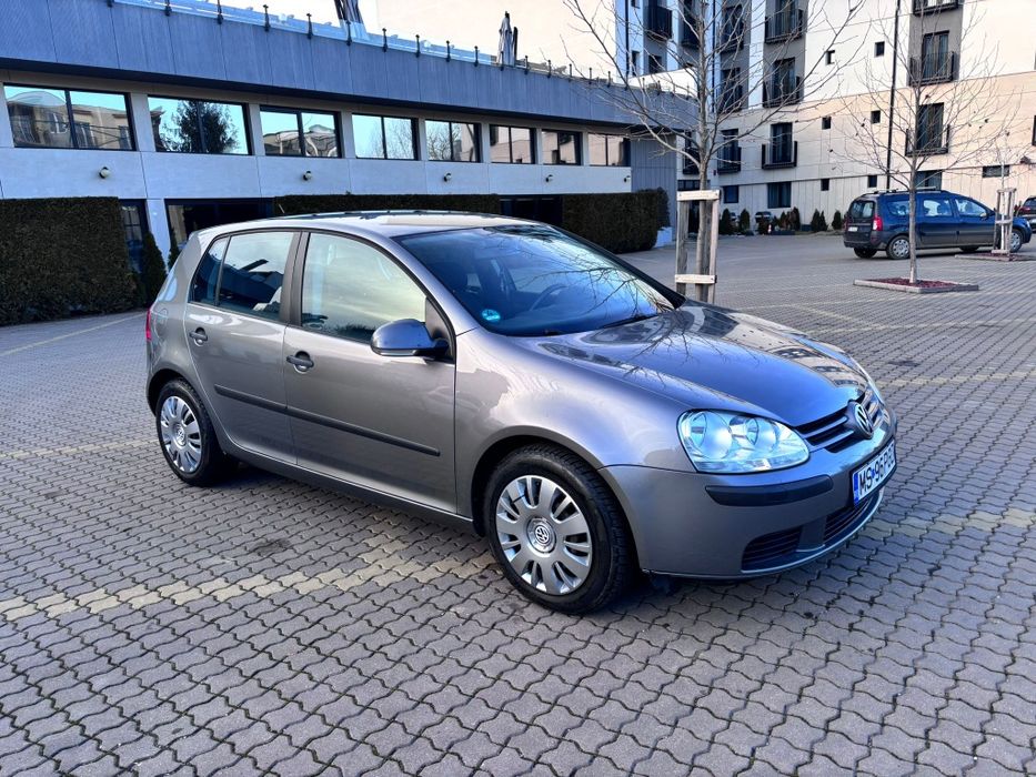 Volkswagen Golf V