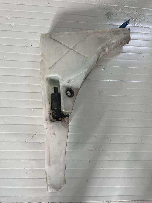 Vas lichid parbriz stropgel motoras pompita audi a6 c7 a7 a8 4g 4h