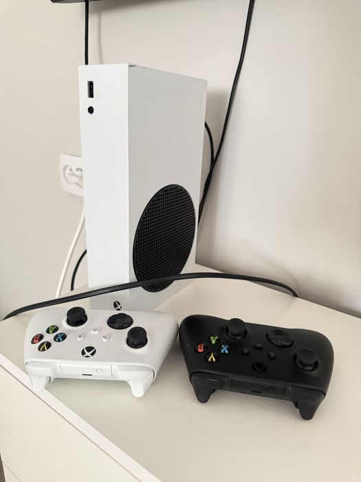 Xbox series s 2 джостиками