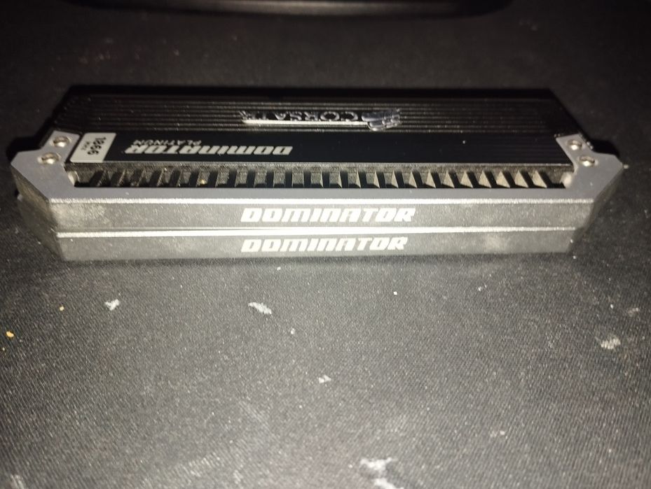 Corsair 16GB(2x8GB) DDR3