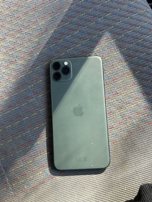 Продам Iphone 11 PRO MAX 256gb