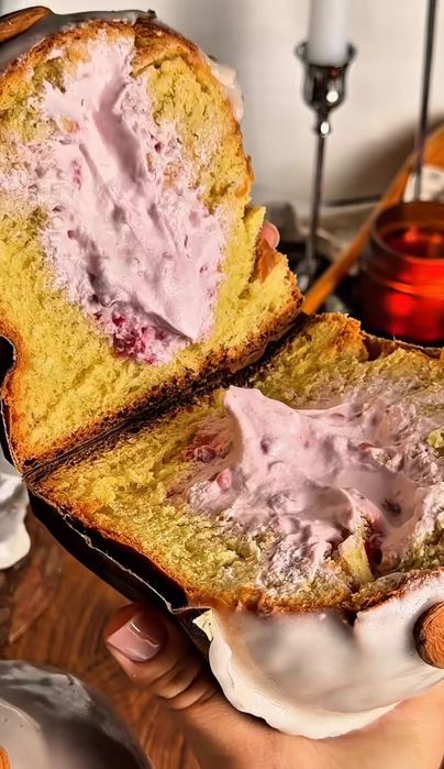 Домашно приготвени козунаци с пълнеж