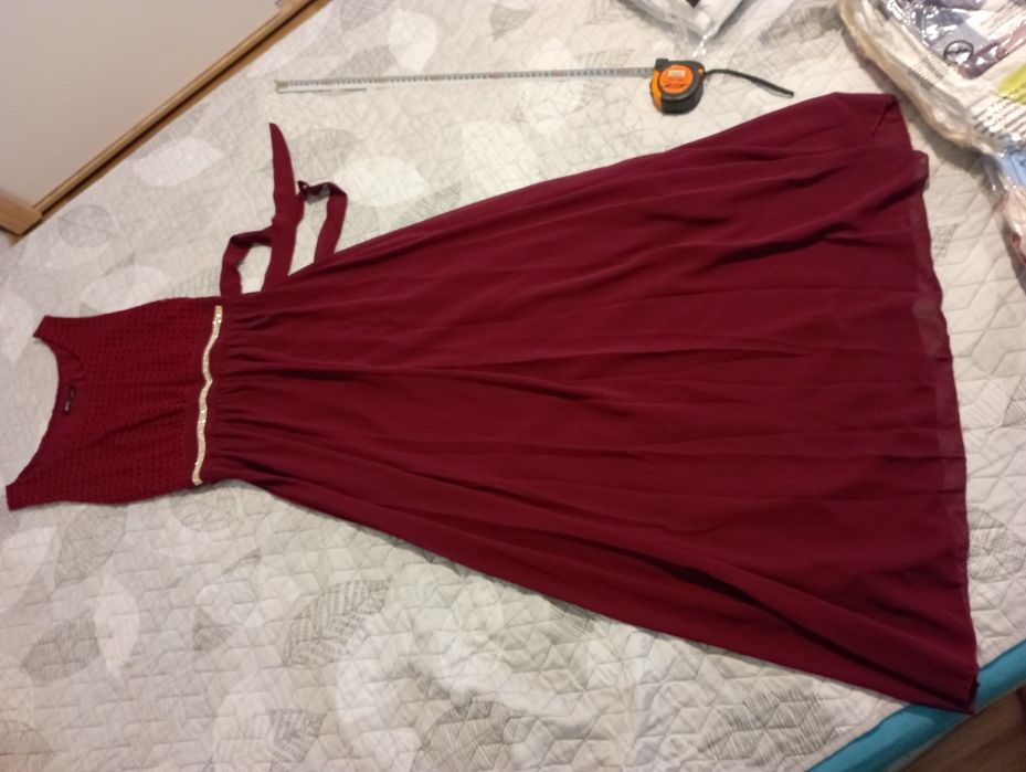 Красива дамска рокля