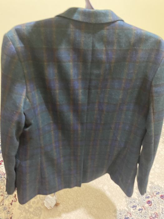 Продаеться костюм