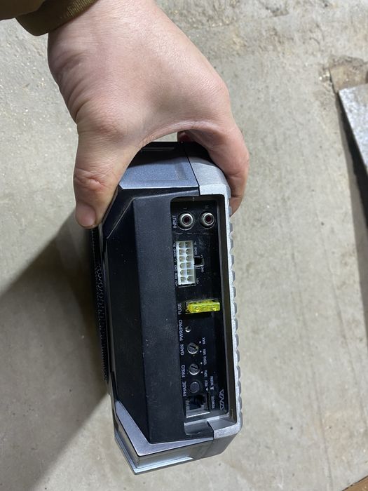 Продам активный сабвуфер