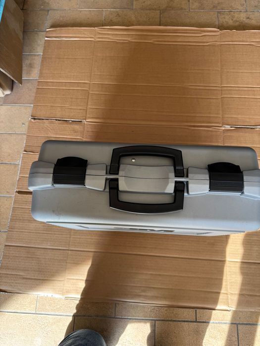 Masca de protecție cu filtre și auto respirator 3M modelul PV-300E